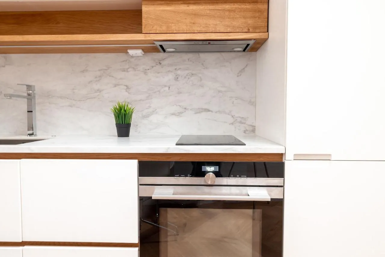 2Ndhomes Helsinki Penthouse Ullanlinna 2 アパート