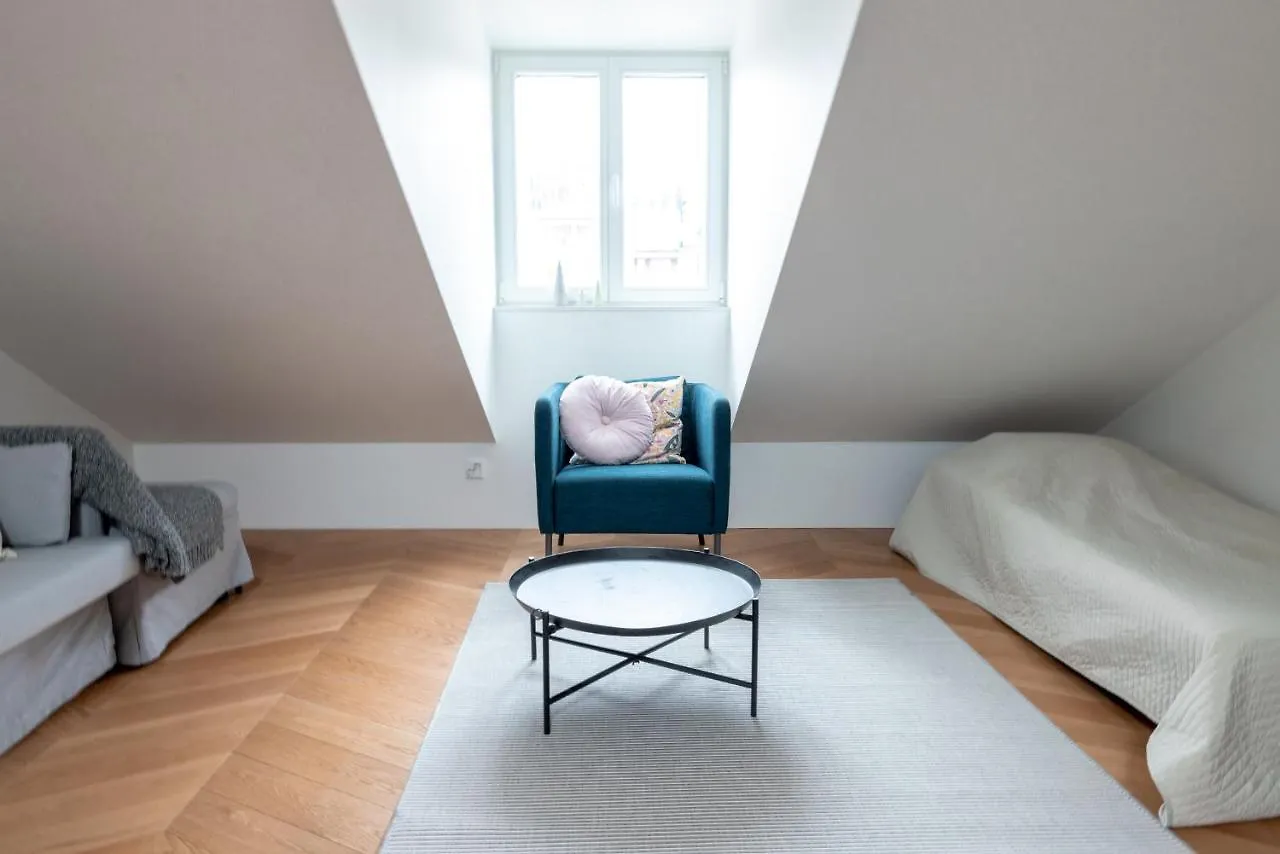 アパート 2Ndhomes Helsinki Penthouse Ullanlinna 2 フィンランド